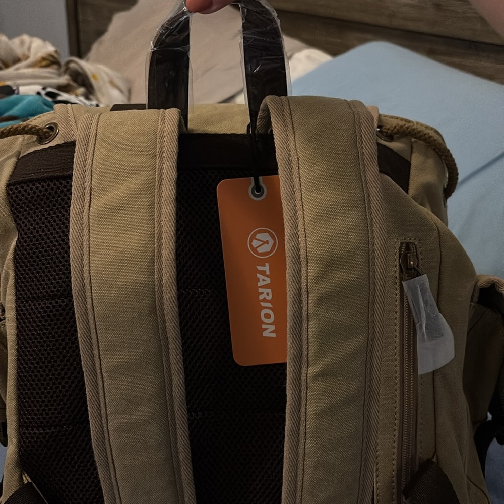 TARION Everyday Camera Backpack - Picture 9 of 11